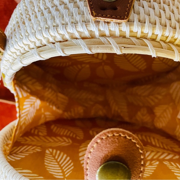 COLLECTION 18 Chic NWT Tropical PALM Leaf Print CROSSBODY BAG Purse - Picture 15 of 16